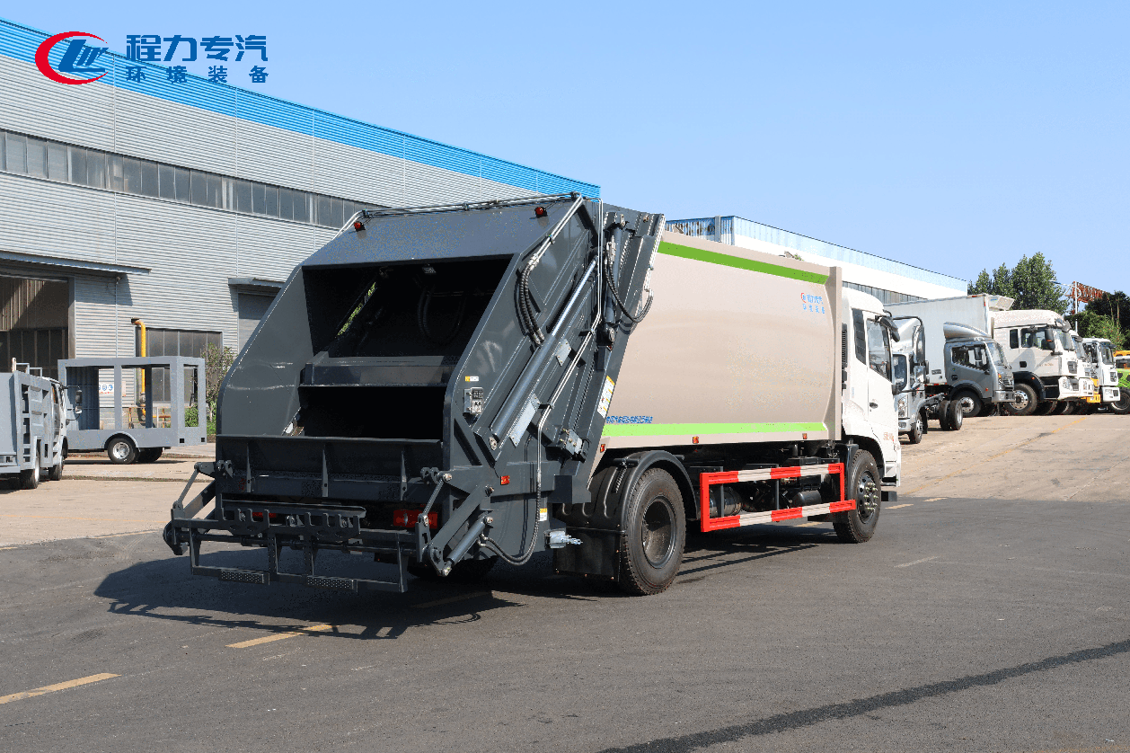 東風(fēng)天錦壓縮垃圾車