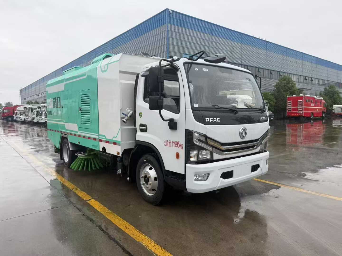 東風(fēng)大多利卡9方道路污染清除車