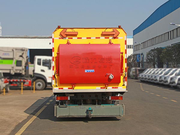 東風天錦高速清掃車