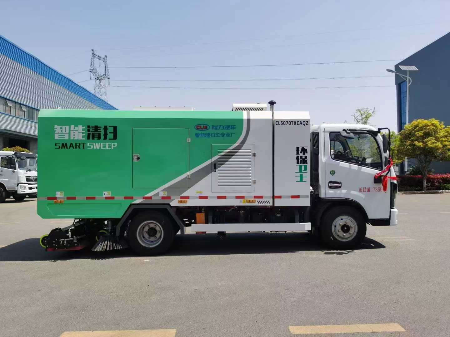 東風(fēng)小多利卡6方干濕兩用洗掃車